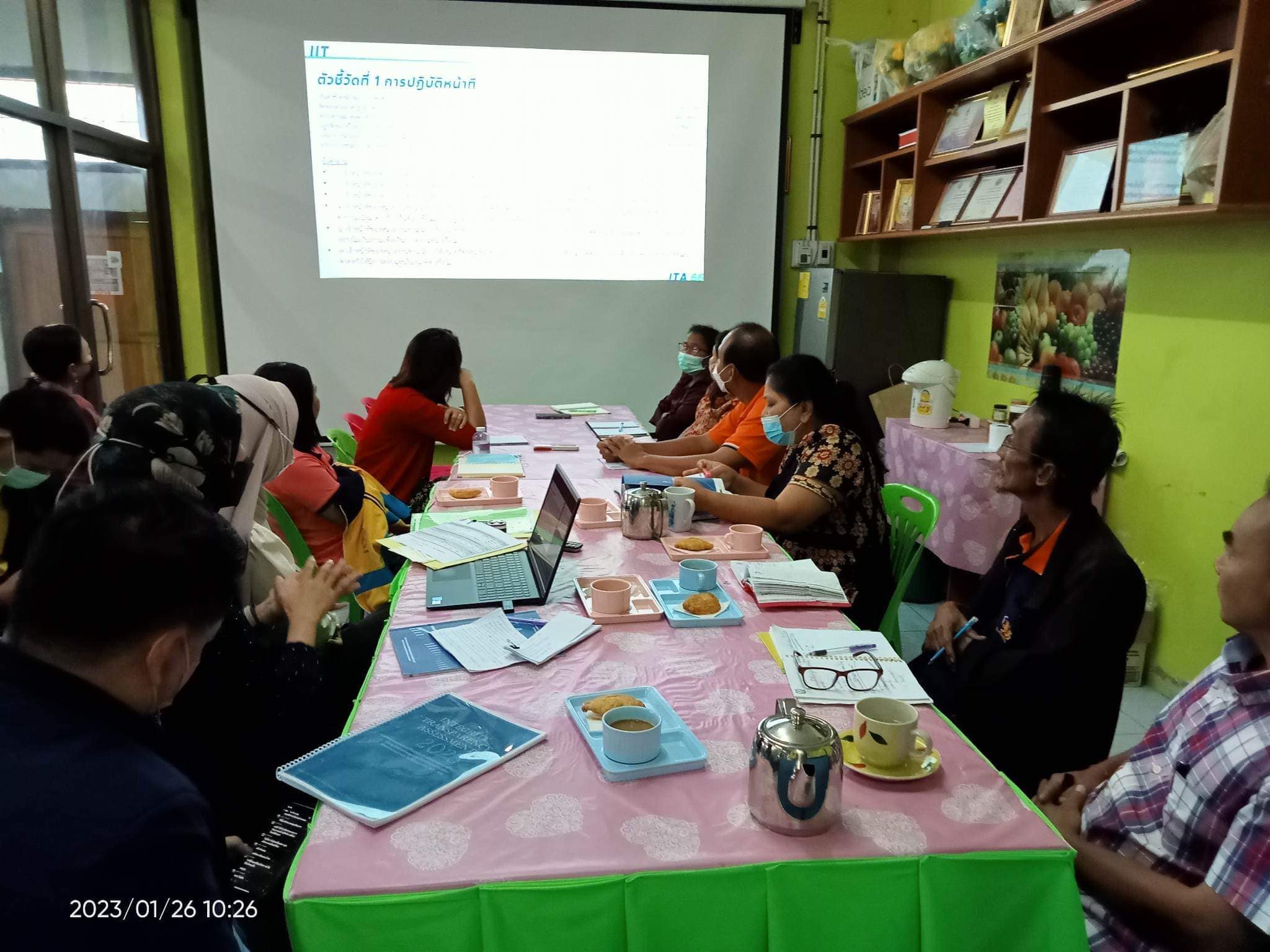 วันพฤหัสบดี ที่ 26 มกราคม 2566 เวลา 10.00 น. ณ ห้องประชุมองค์การบริหารส่วนตำบลช้างให้ตก ทางคณะป.ป.ช. จ.ปัตตานี  มานิเทศก์ติดตามการบริหารงานขององค์การบริหารส่วนตำบลช้างให้ตกโดยการประเมินคุณธรรมความโปร่งใส(ITA)